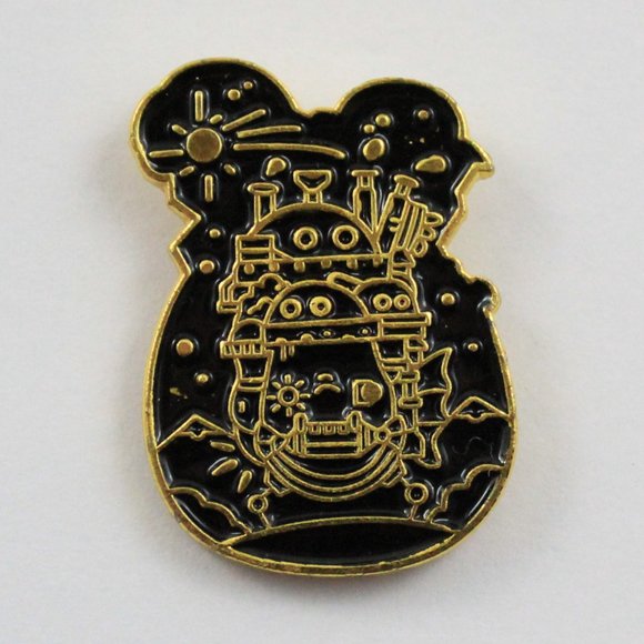 Jewelry - {5/$25} Howl's moving castle pin